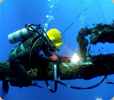 ranger_underwater_diver_welding